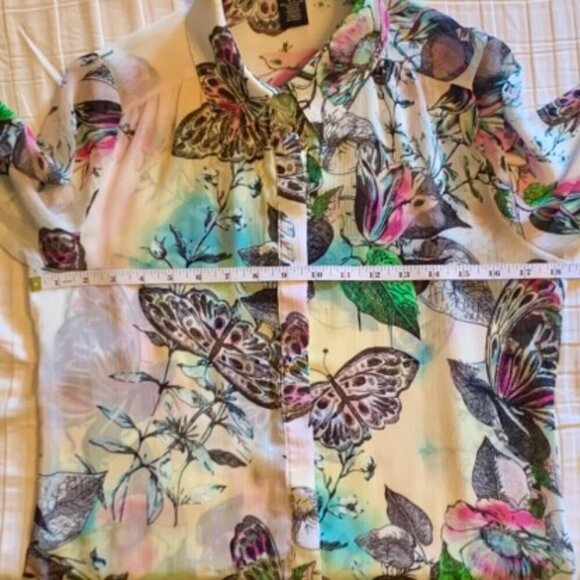 🦋 Signature Studio Butterfly Pattern Sheer Blouse, Pre-Owned, Size S 🌸 - Picture 16 of 17
